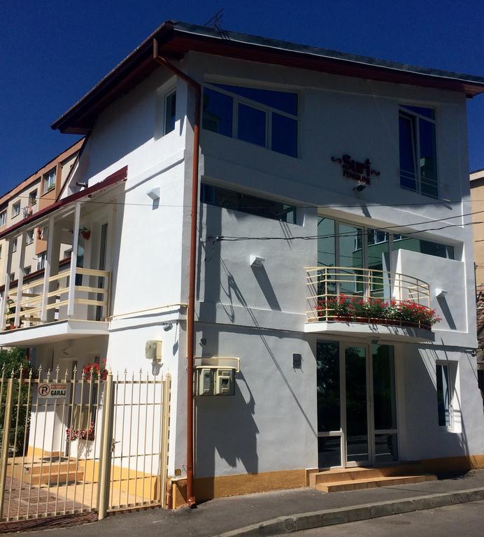 Suri Guesthouse ブラショフ エクステリア 写真