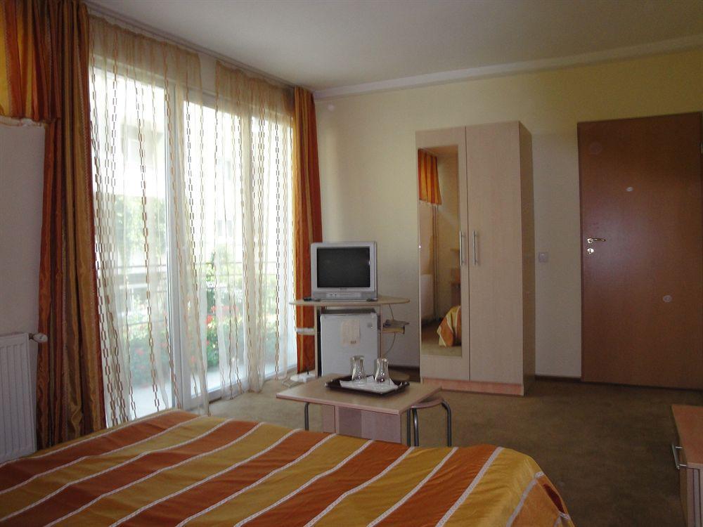 Suri Guesthouse ブラショフ エクステリア 写真